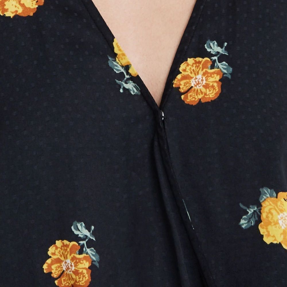 NWOT Madewell Bubble-Sleeve Wrap Top in Floating Florets Medium - Picture 4 of 9